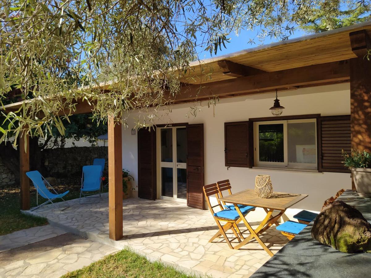 Villa Casotto Il Carrubo, A 100 Mt Dal Mare! Avola Exterior foto